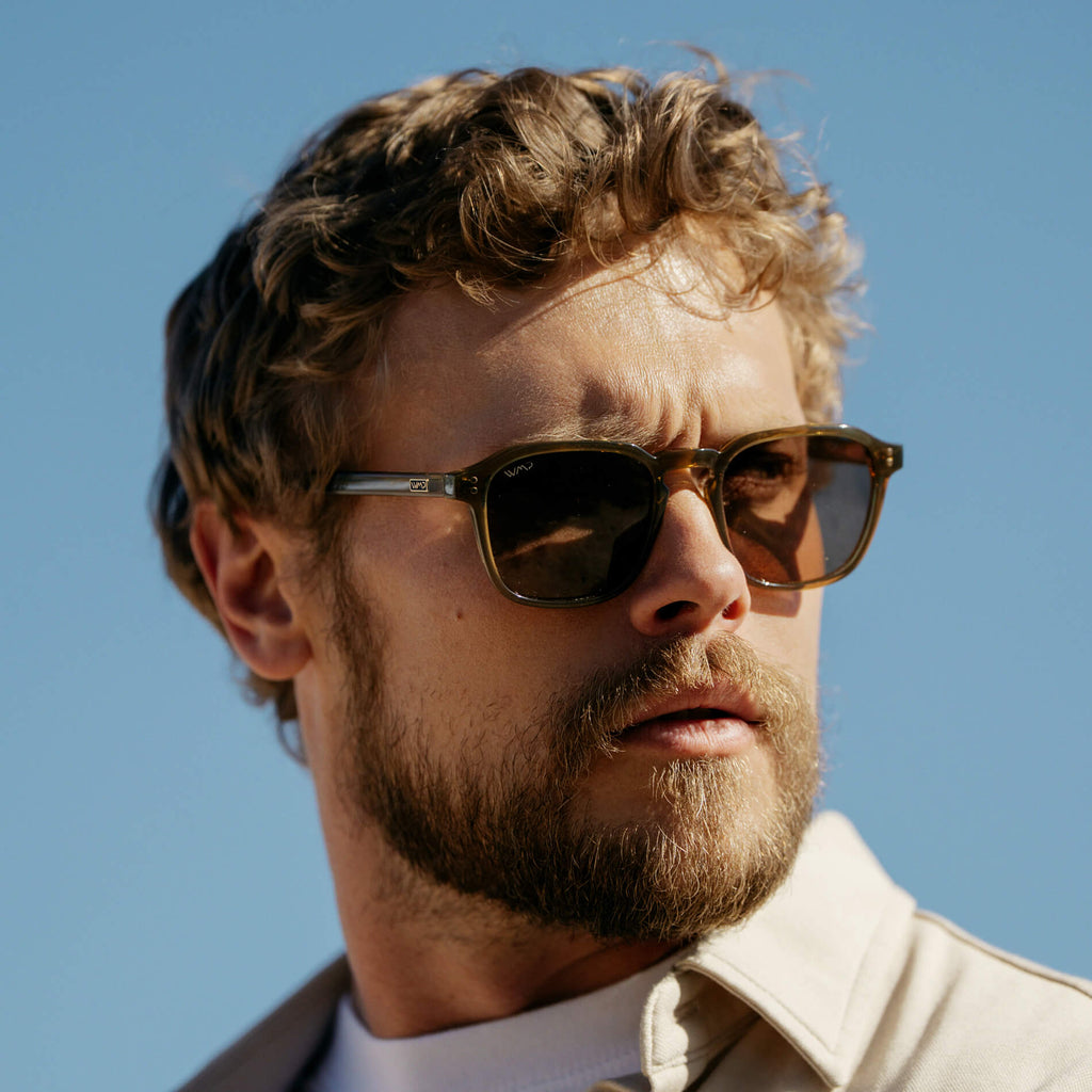 Francis | Polarized